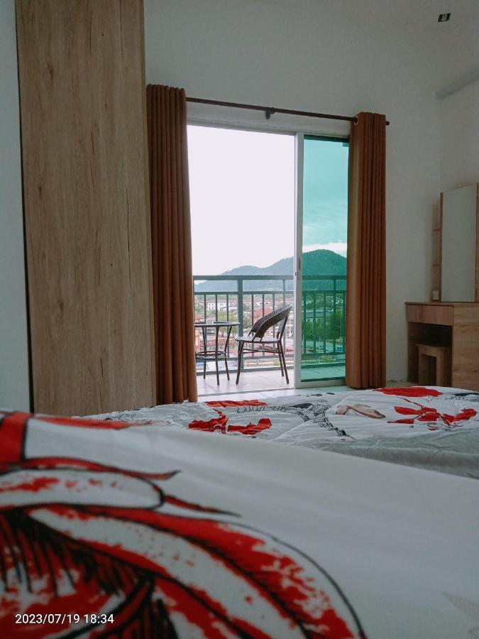Apartment Triple Q Manjung *